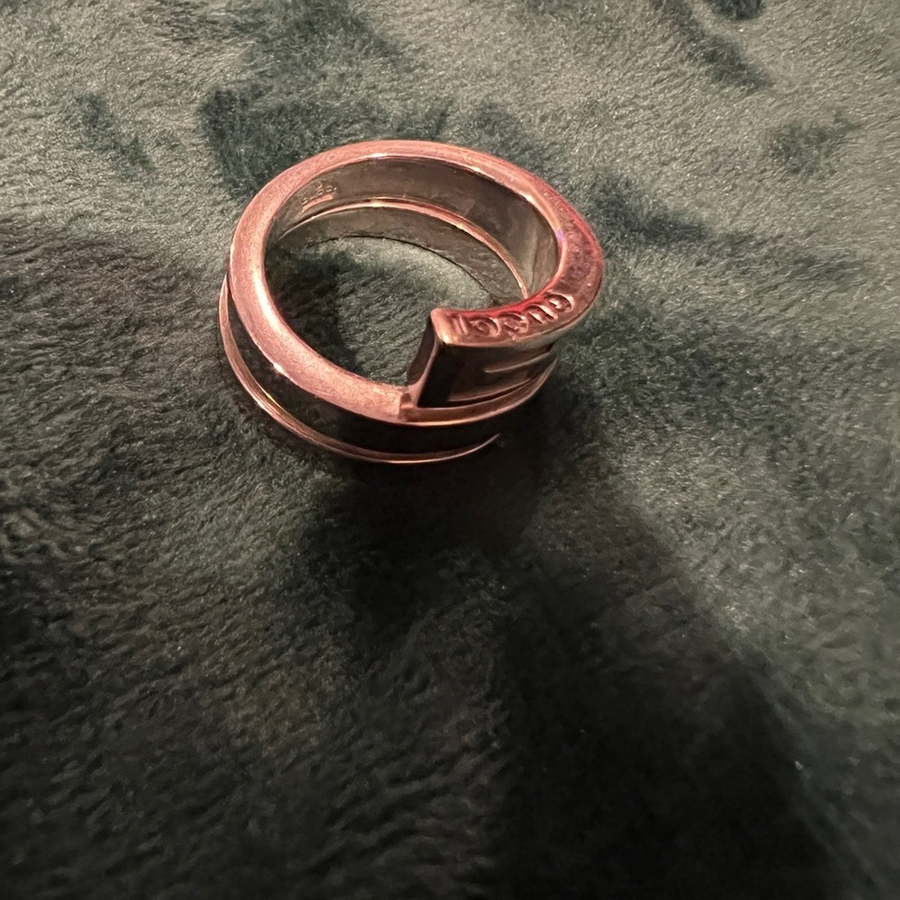 Gucci Silver Double-Stack Logo Wrap Ring - image 8